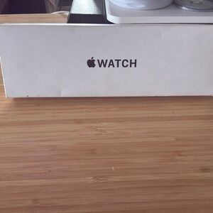 Apple Watch SE (Gen 2) 44MM Migdnight with LTE